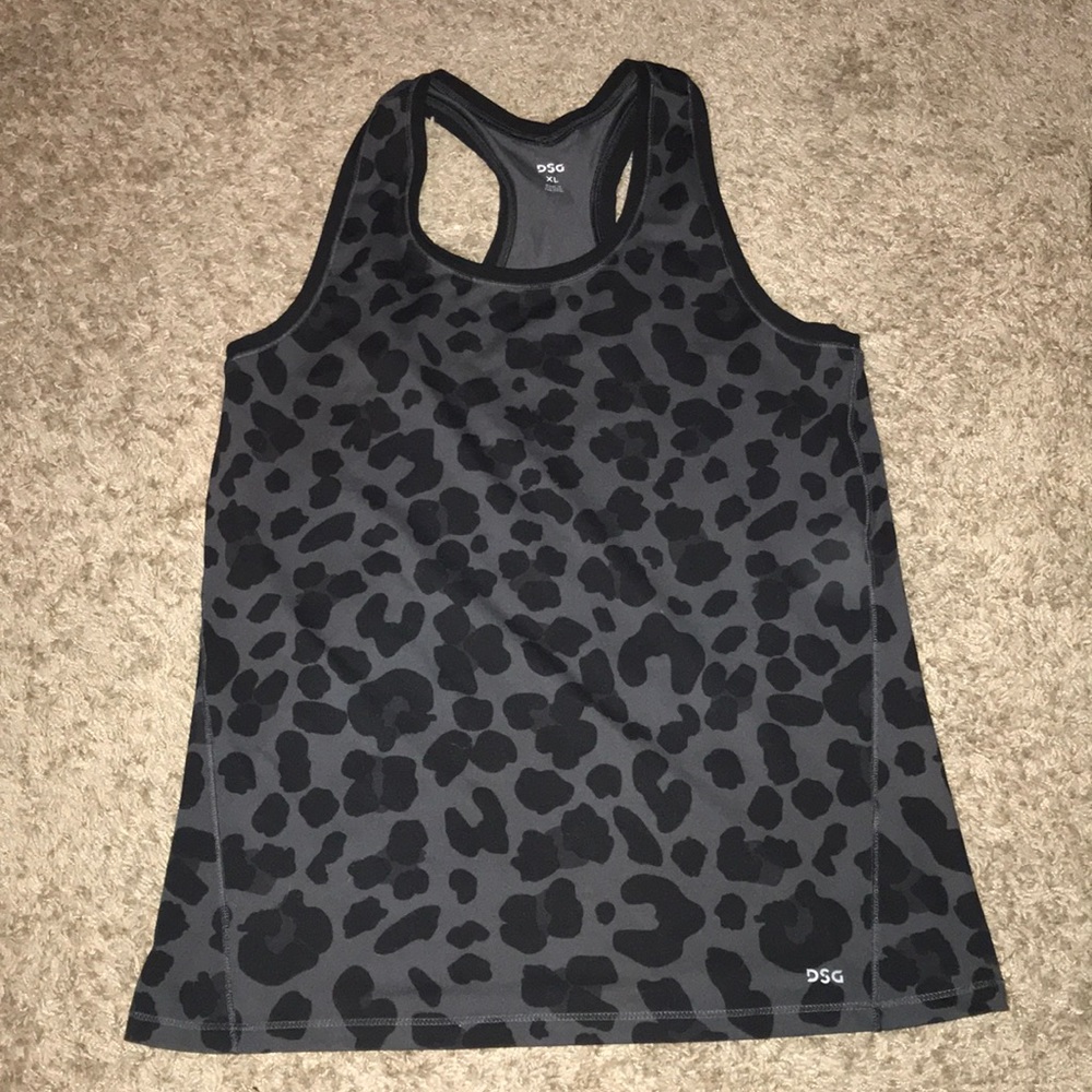 Black and grey cheetah workout top - size XL